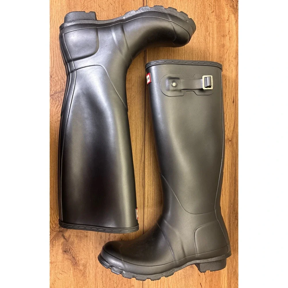 HUNTER Original Tall Nebula Waterproof Rain Boot Silver Women‎ Size 7 Rubber